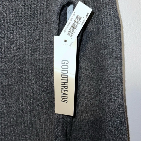 Good Threads Sweater - Picture 2 of 2